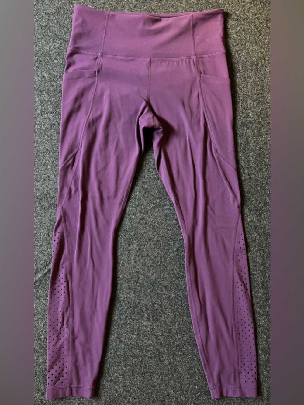 Athleta Salutation Leggings Women M